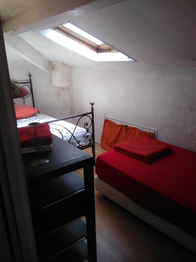 Crew Lighthouse Hostal Antibes